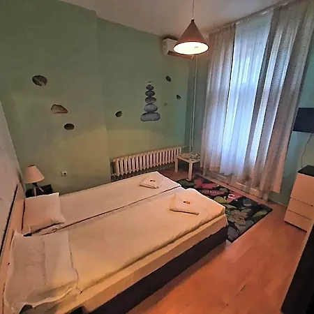 Hotello